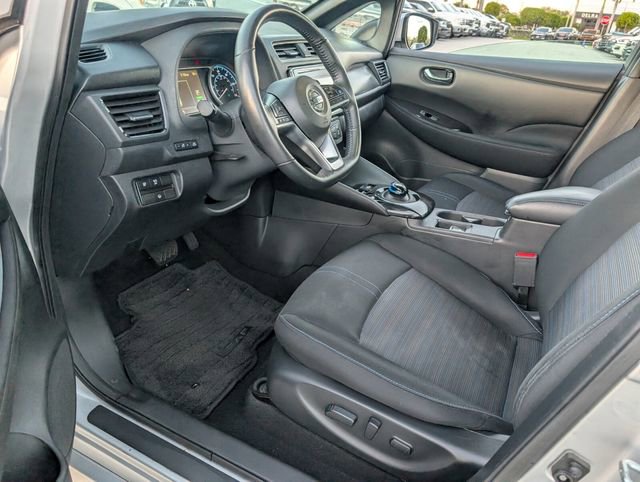 Used 2019 Nissan Leaf SV w/ SV Technology Package image 7