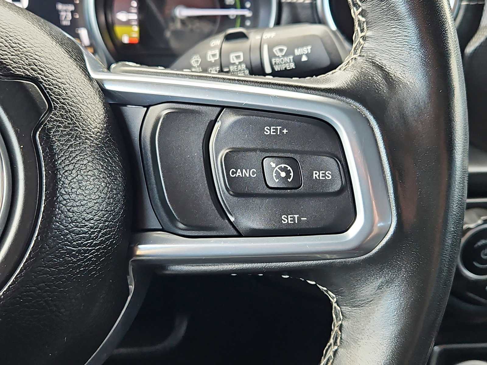 Used 2023 Jeep Wrangler Unlimited Sahara w/ Cold Weather Group AWD/4WD image 26