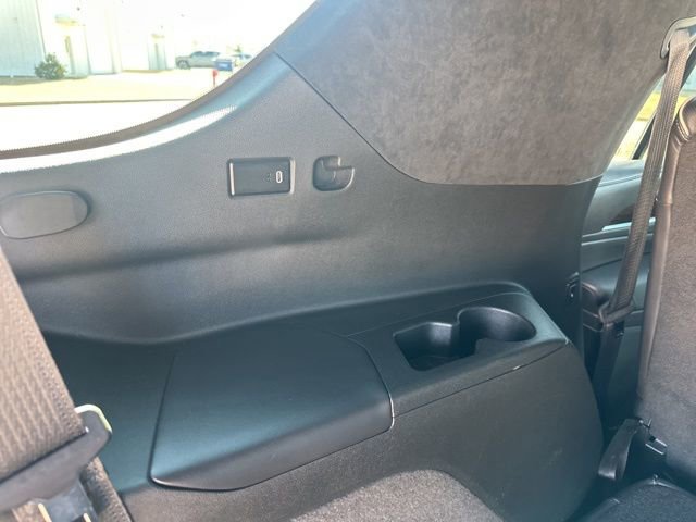 Used 2022 Cadillac Escalade Premium Luxury Platinum image 35