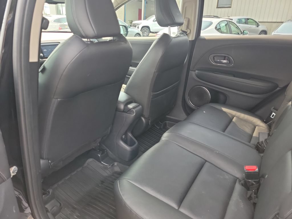 Used 2022 Honda HR-V EX-L image 16