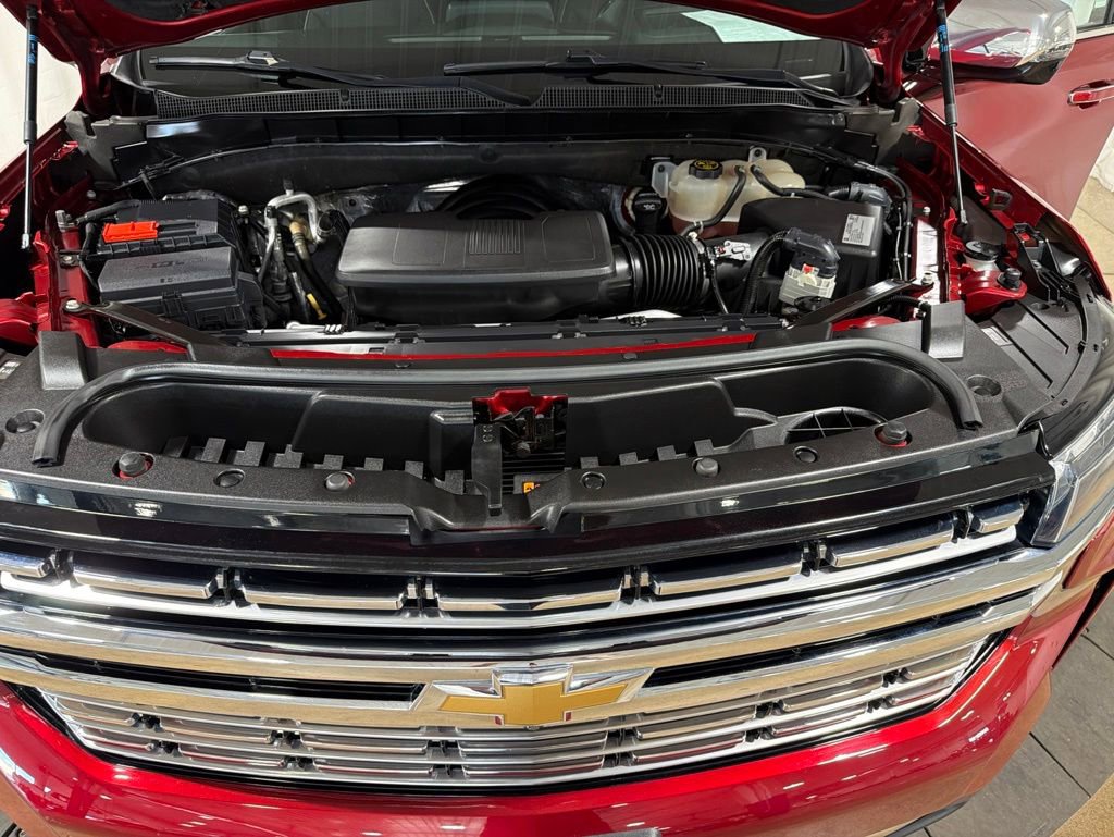 Certified 2021 Chevrolet Suburban Premier w/ Premium Package AWD/4WD image 41