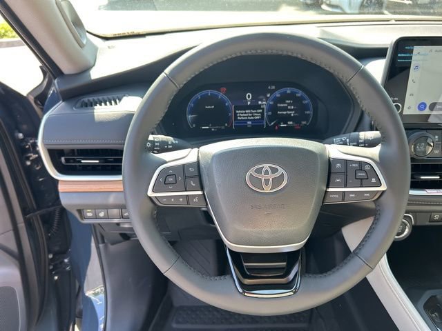 Used 2026 Toyota Grand Highlander FWD image 23