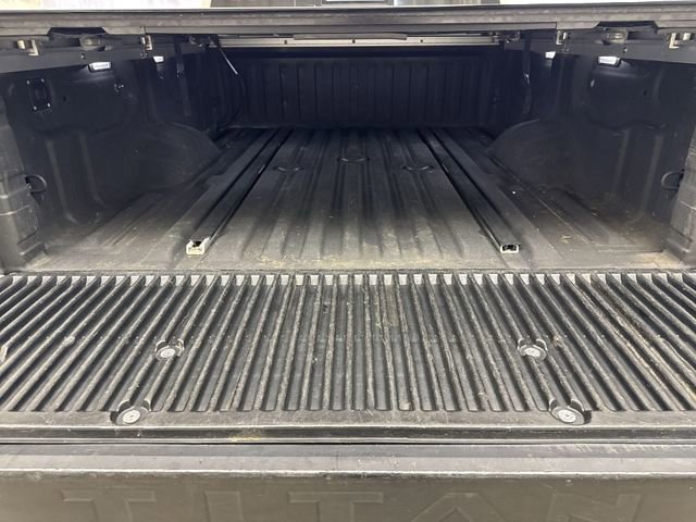 Used 2016 Nissan Titan Platinum Reserve image 26