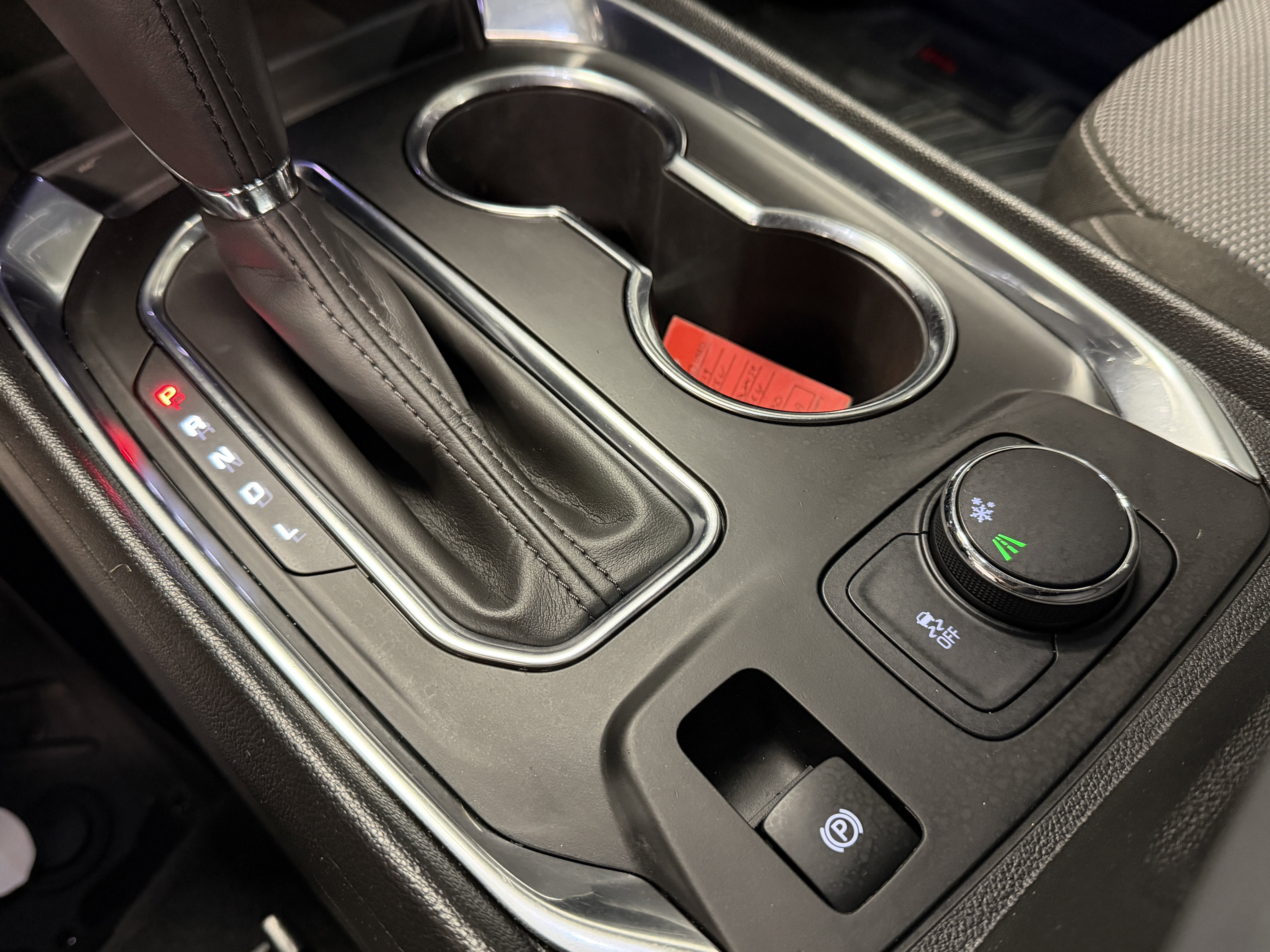 Used 2019 Chevrolet Traverse LT image 14