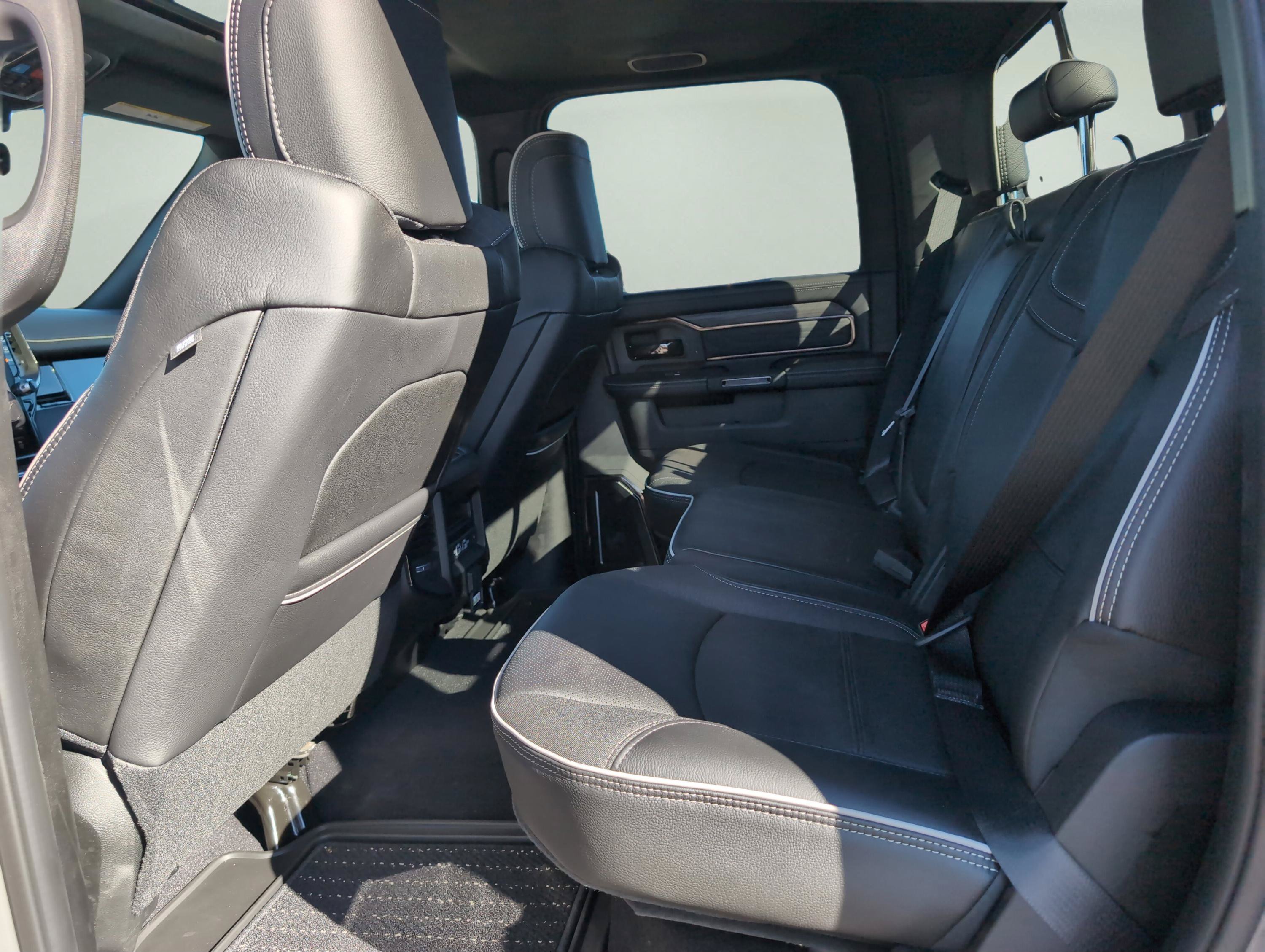 New 2026 RAM 2500 Limited image 18