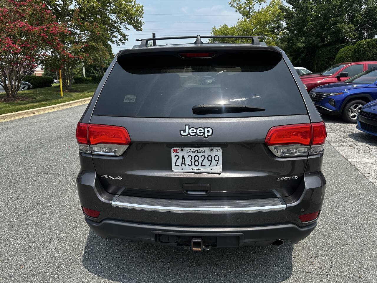Used 2015 Jeep Grand Cherokee Limited AWD/4WD image 27