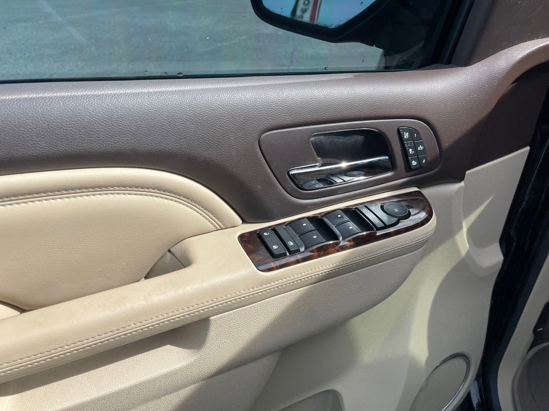 Used 2013 GMC Yukon Denali image 15