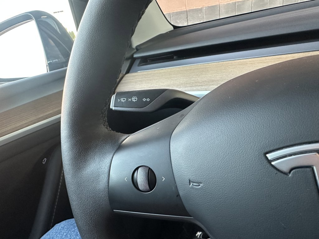 Used 2024 Tesla Model Y Long Range image 15