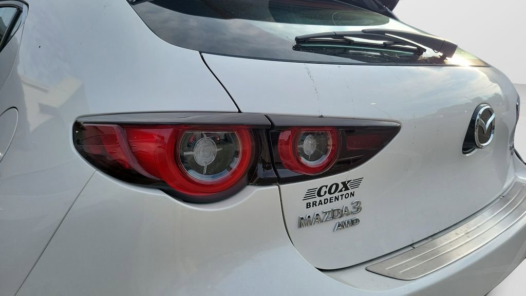 Used 2023 MAZDA MAZDA3 Hatchback w/ Appearance Package AWD/4WD image 13