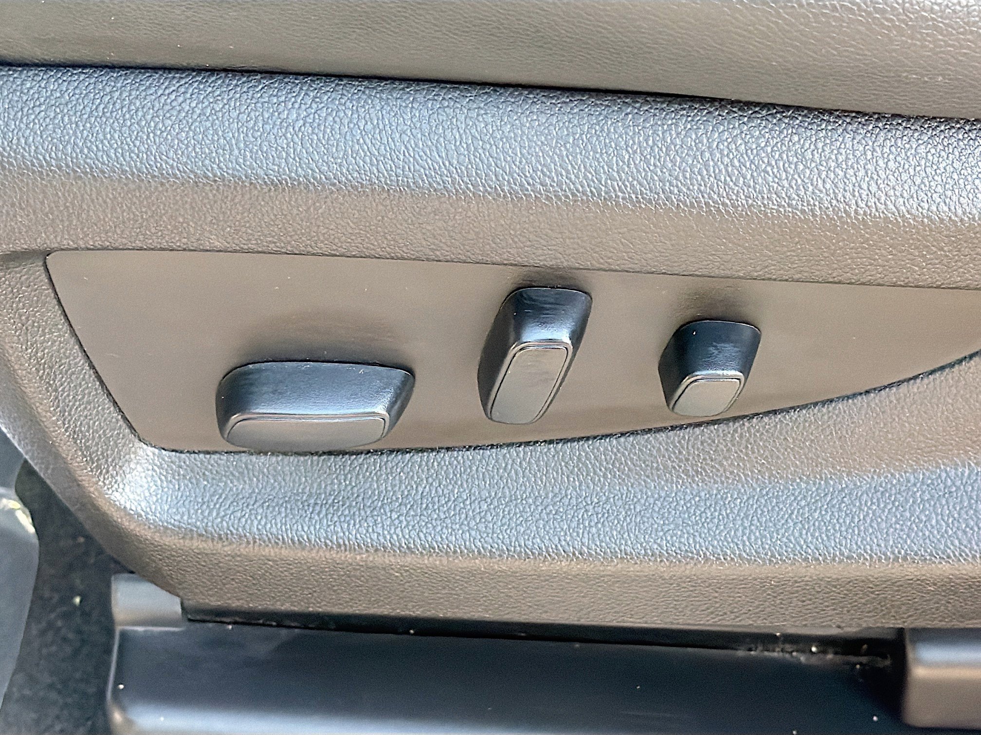 Used 2018 GMC Sierra 1500 SLT image 23