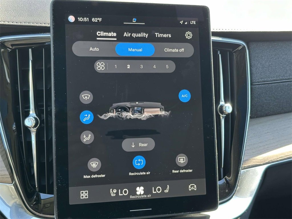 New 2025 Volvo XC90 T8 Plus w/ Protection Package Premier image 5