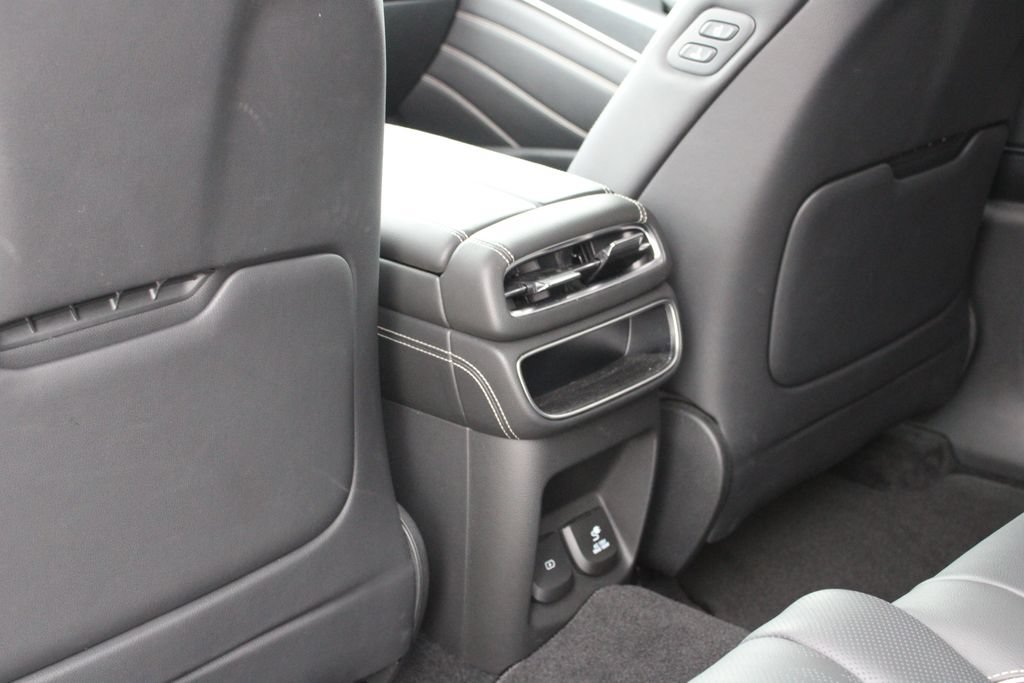 Used 2024 Genesis GV80 2.5T w/ Advanced Package AWD/4WD image 25