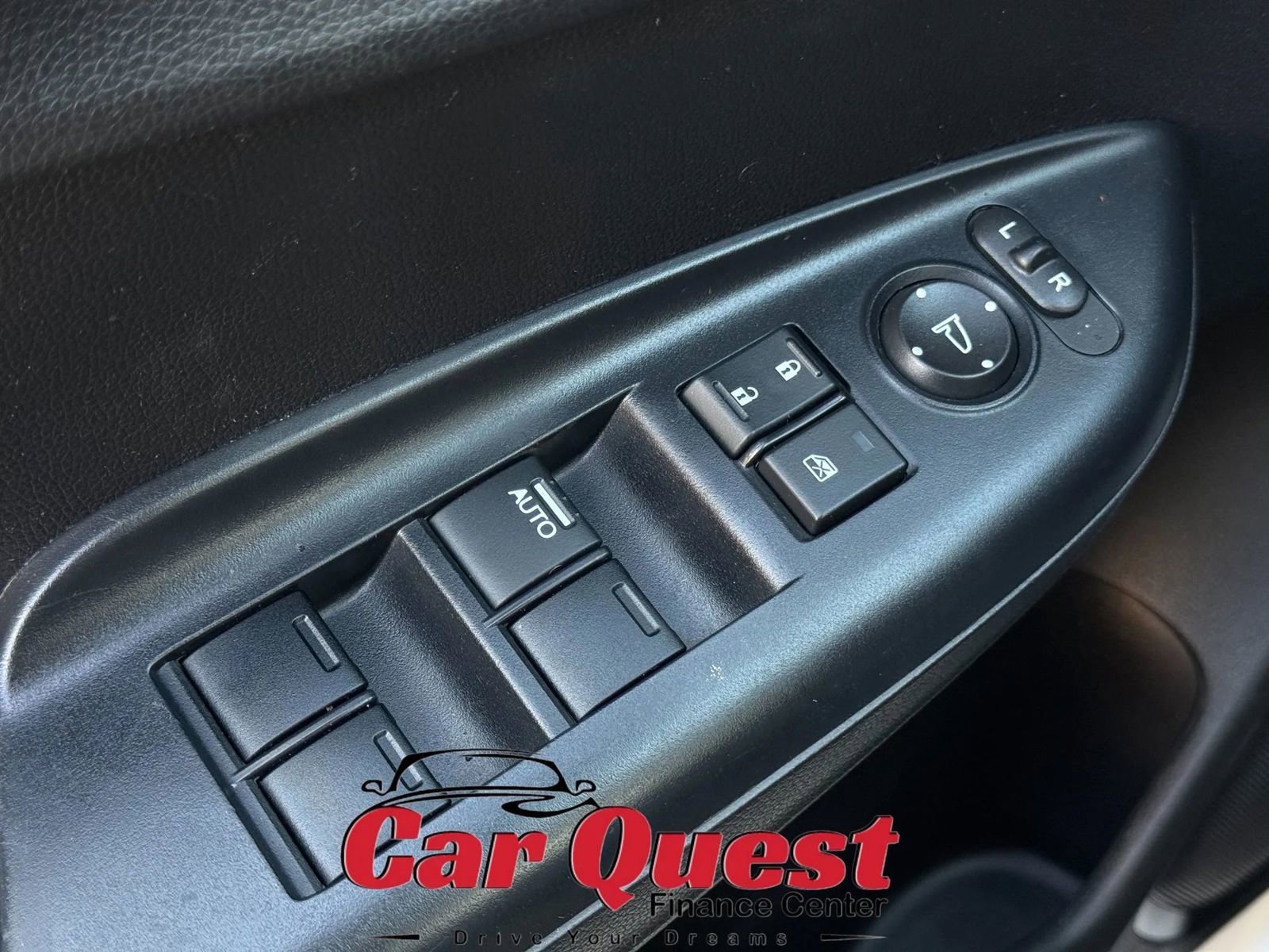 Used 2018 Honda Fit Sport image 25