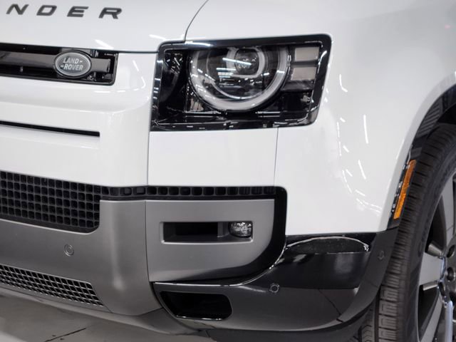 New 2026 Land Rover Defender 110 V8 AWD/4WD image 12