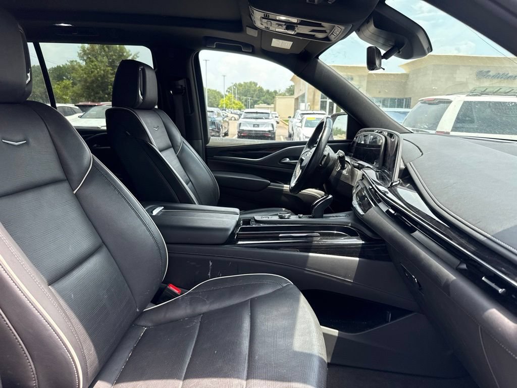 Used 2023 Cadillac Escalade Sport RWD image 14
