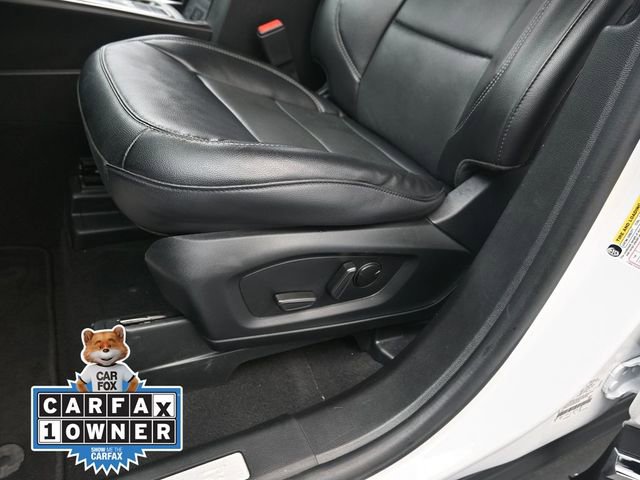 Used 2024 Ford Explorer Limited image 16
