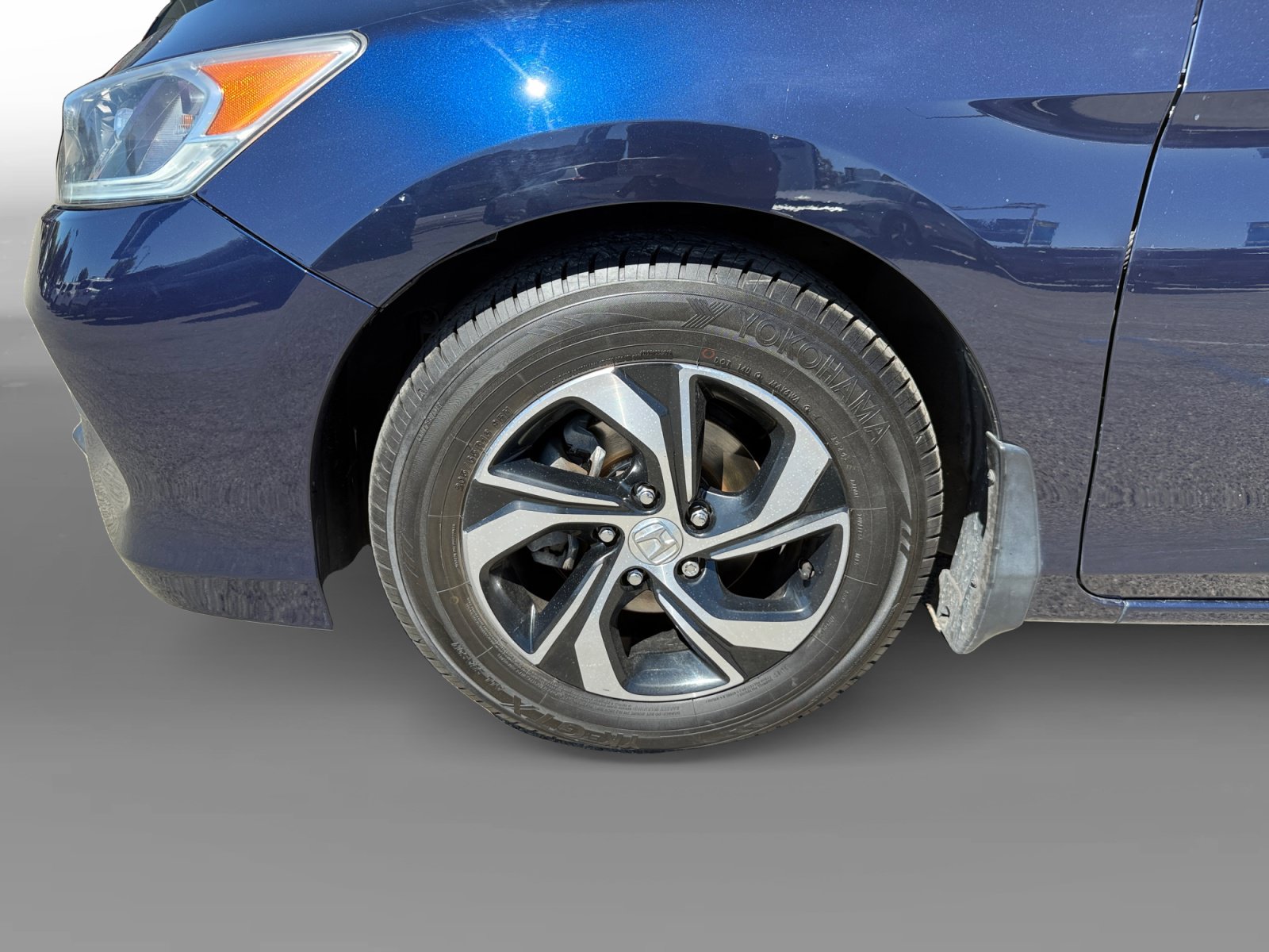 Used 2016 Honda Accord LX image 9