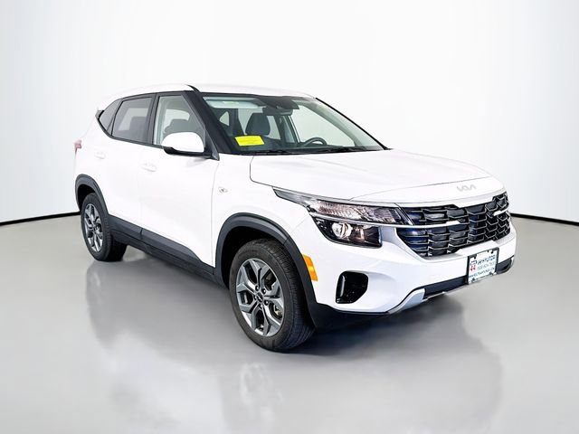 Used 2026 Kia Seltos LX AWD/4WD image 8
