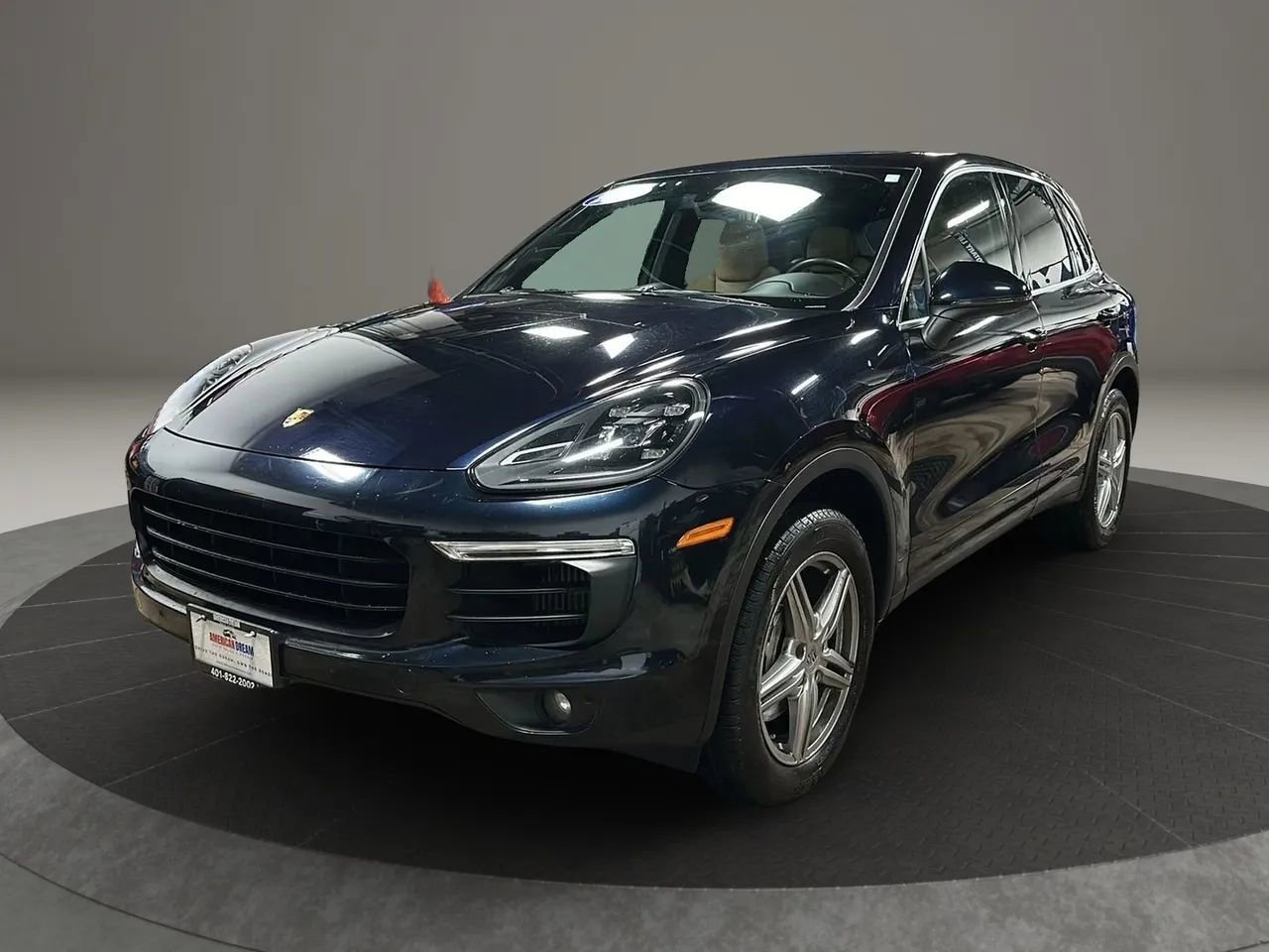 Used 2017 Porsche Cayenne S image 1