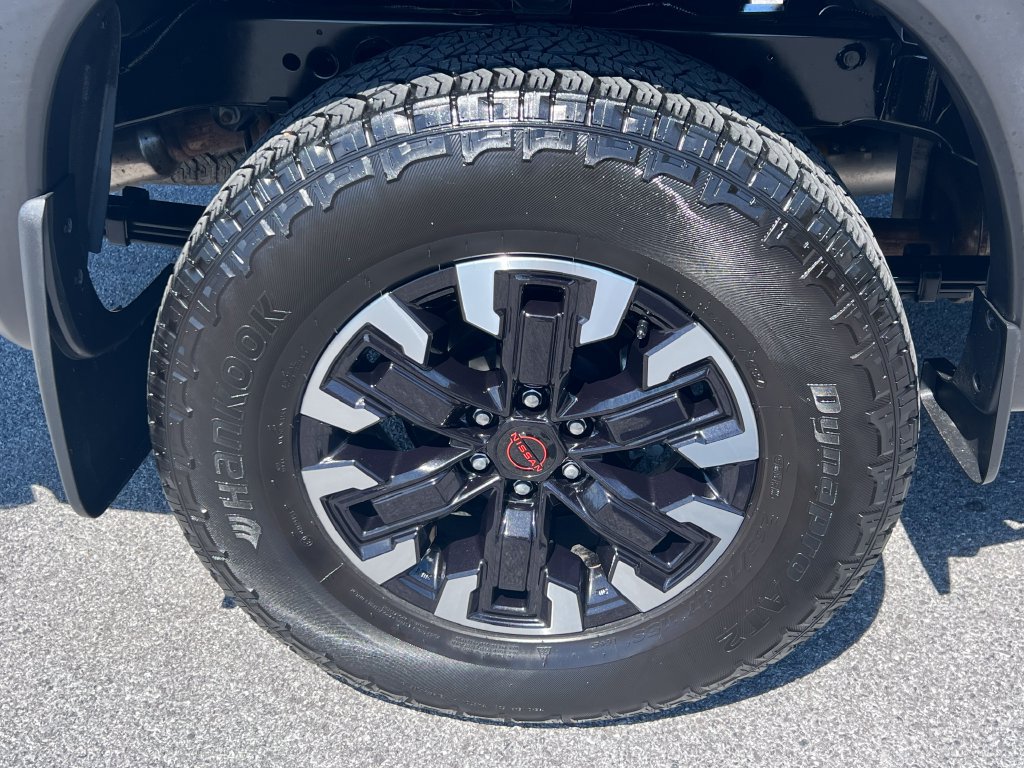 Used 2024 Nissan Frontier PRO-4X w/ Off-Road Protection Package AWD/4WD image 19