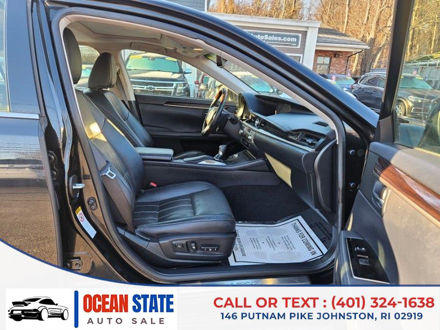 Used 2018 Lexus ES 300h FWD image 13