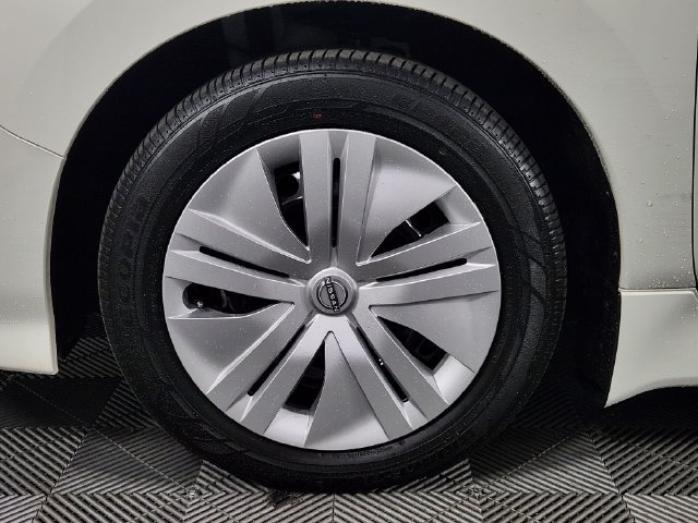 Used 2025 Nissan Leaf S FWD image 21