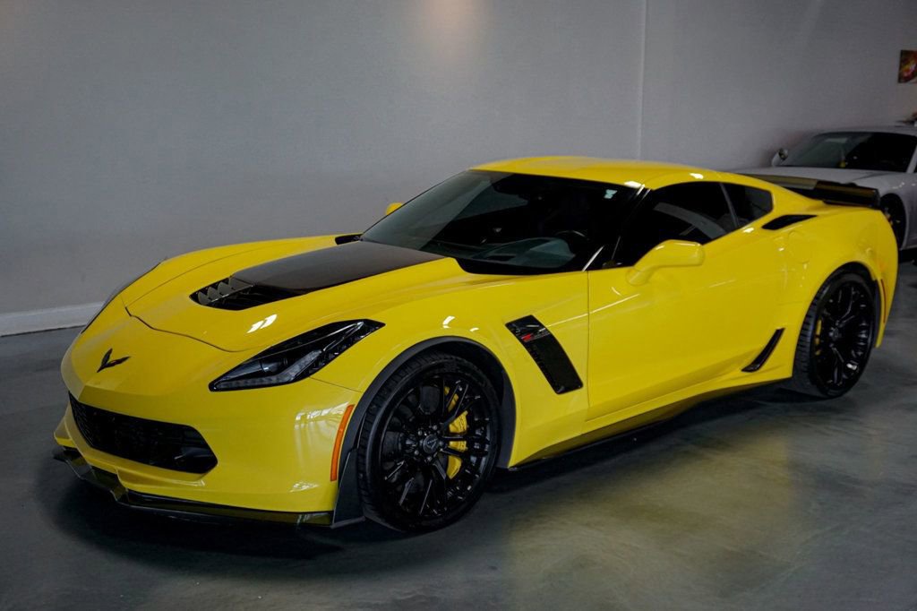 Used 2017 Chevrolet Corvette Z06 RWD image 5