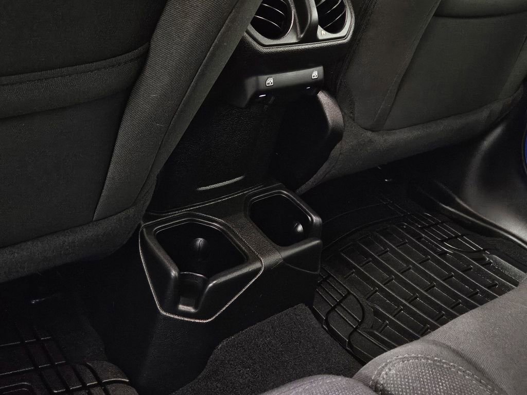Used 2021 Jeep Wrangler Unlimited Sport image 27