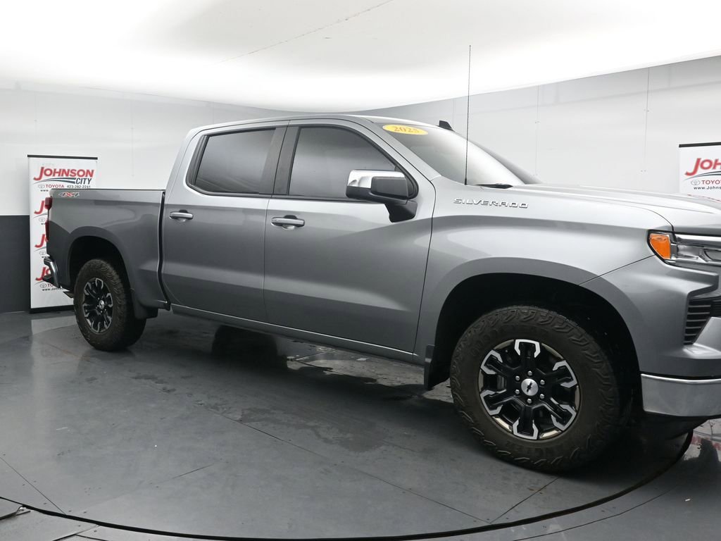 Used 2025 Chevrolet Silverado 1500 LT w/ Protection Package AWD/4WD image 2