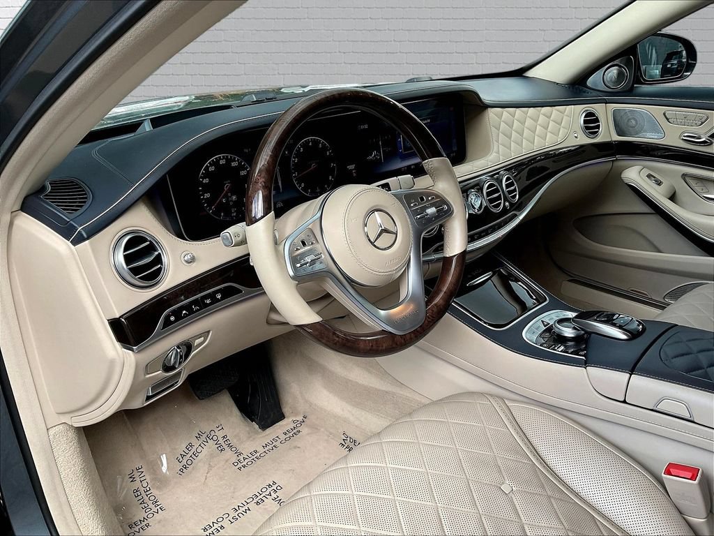 Used 2018 Mercedes-Benz Maybach S 560 4MATIC image 16