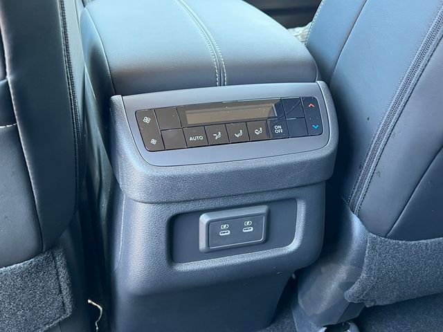 New 2026 Nissan Pathfinder SL image 36