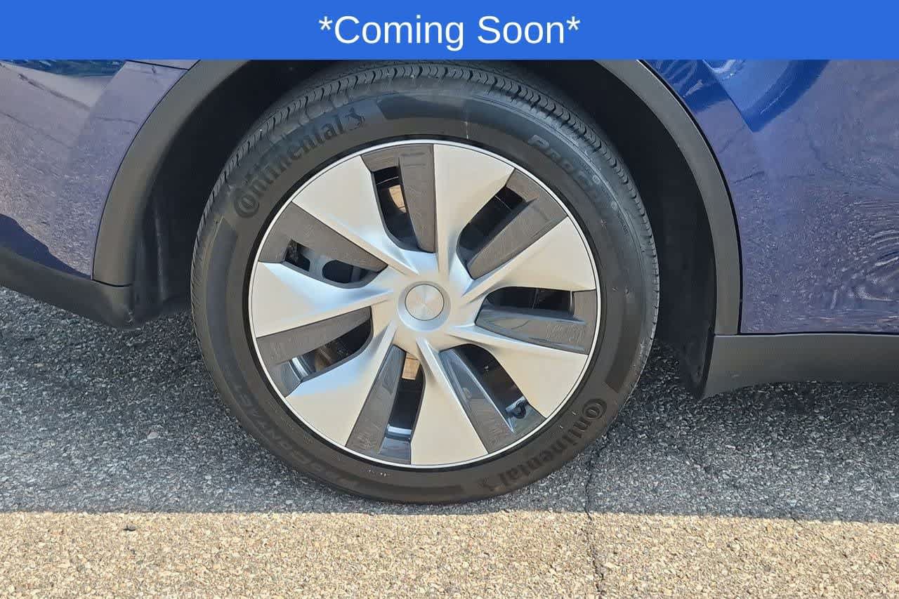 Used 2023 Tesla Model Y Long Range AWD/4WD image 13