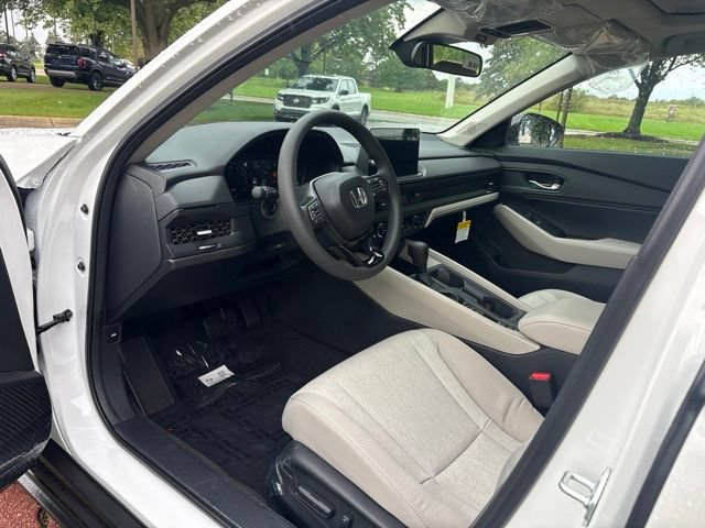 New 2026 Honda Accord SE image 13