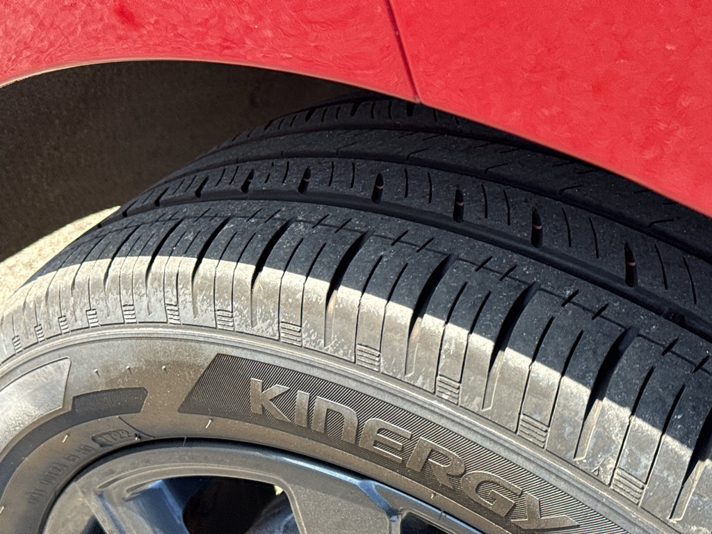 Used 2023 Chevrolet Equinox RS w/ RS Leather Package image 10