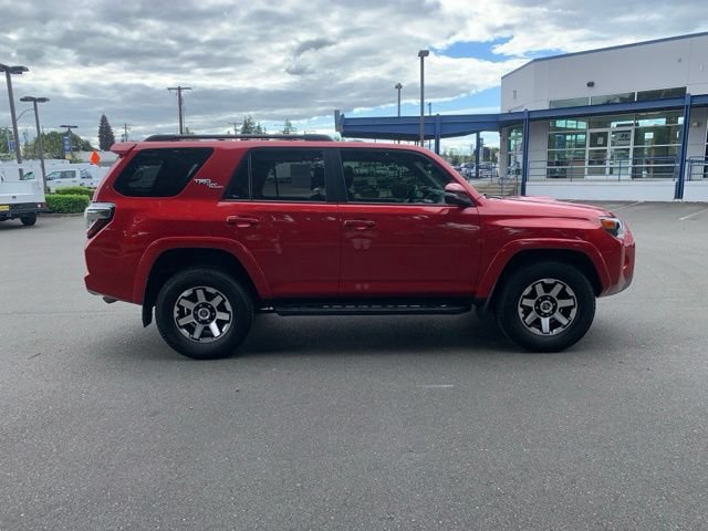 Used 2020 Toyota 4Runner TRD Off-Road Premium w/ Moonroof Package AWD/4WD image 7