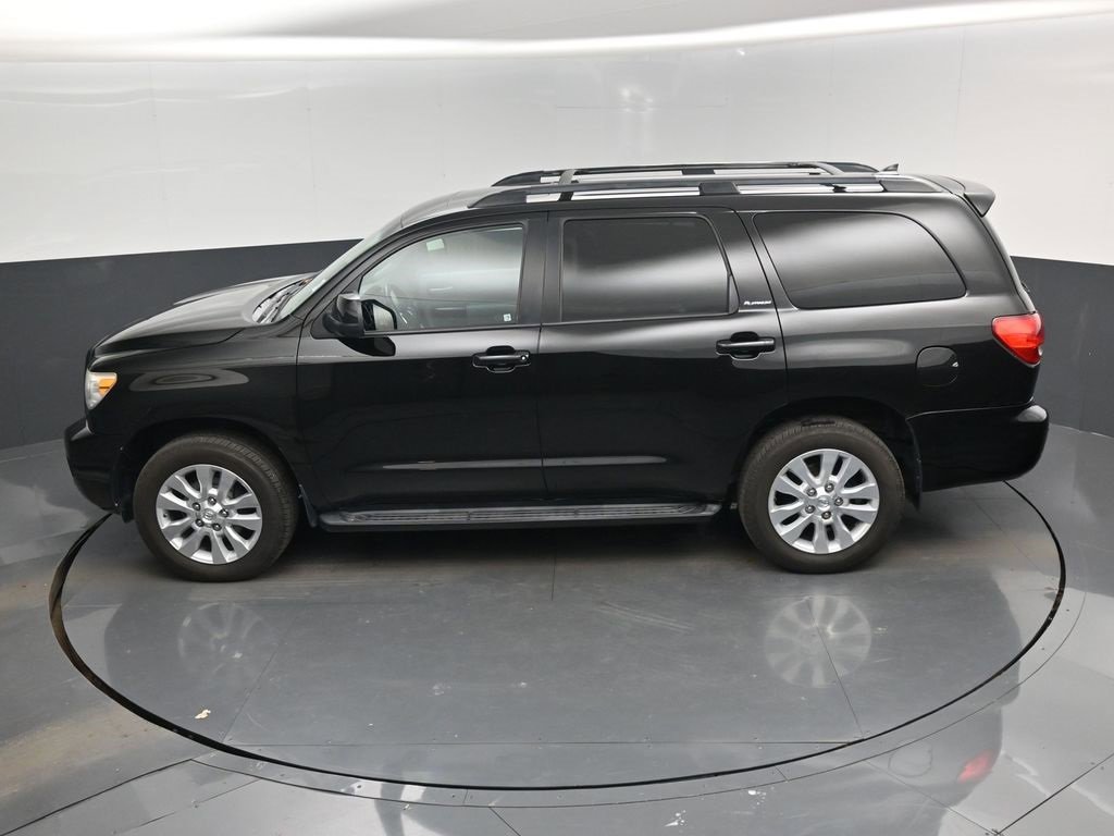 Used 2017 Toyota Sequoia Platinum image 6
