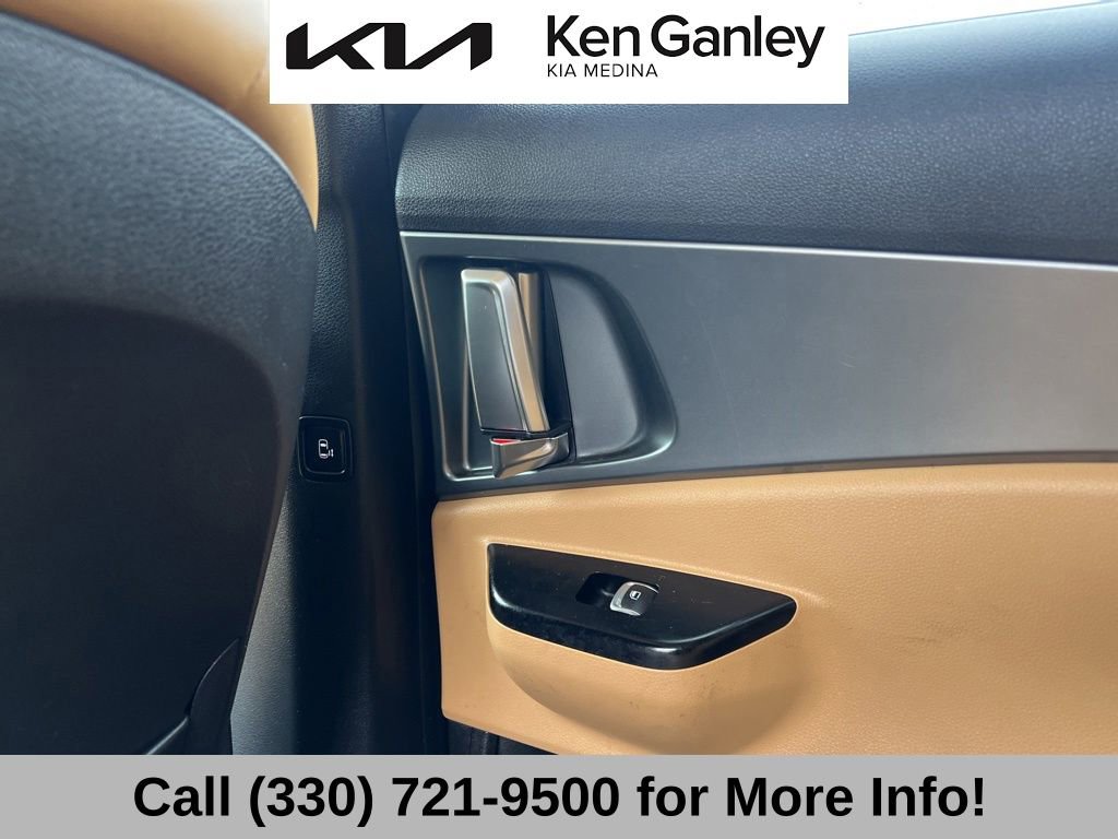 Used 2024 Kia Carnival LX FWD image 47