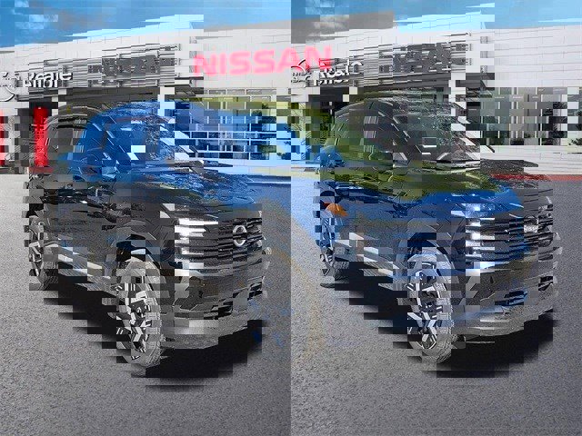 New 2025 Nissan Kicks SV image 1