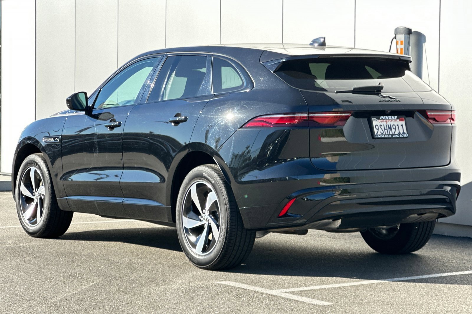 Used 2025 Jaguar F-PACE R-Dynamic S image 3