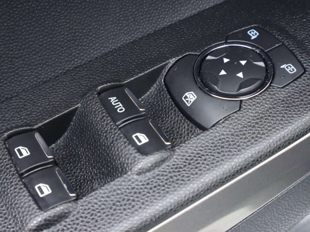 Used 2022 Ford EcoSport SE w/ Interior Protection Package image 30