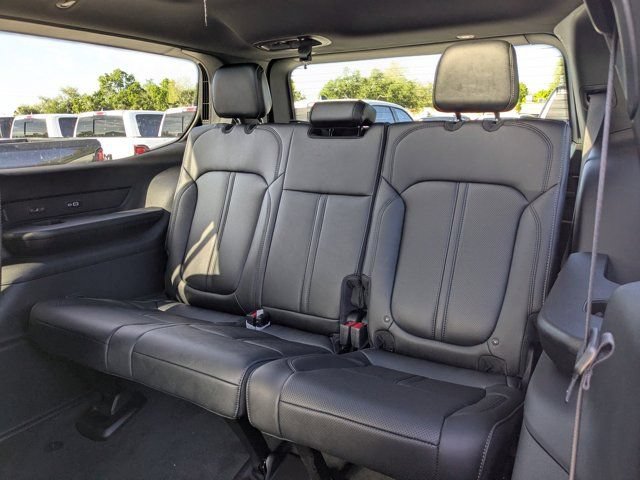 New 2026 Jeep Grand Wagoneer Limited AWD/4WD image 15