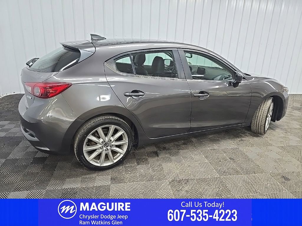 Used 2017 MAZDA MAZDA3 Grand Touring w/ Premium Equipment Package FWD image 3