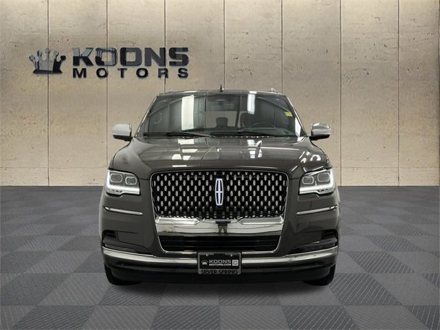 Used 2023 Lincoln Navigator Black Label image 3