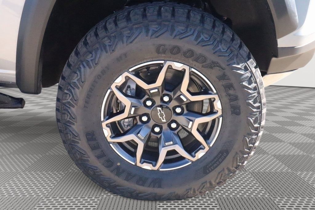 New 2026 Chevrolet Colorado ZR2 w/ Technology Package image 18