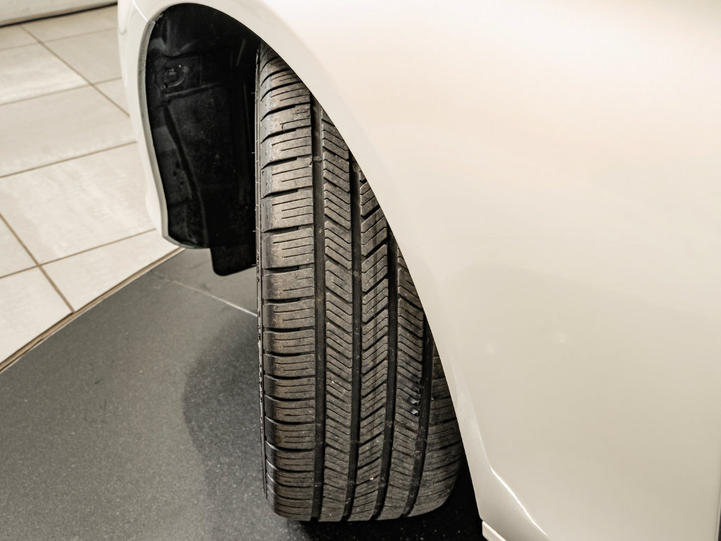 Used 2018 Mercedes-Benz E 400 4MATIC Wagon image 52