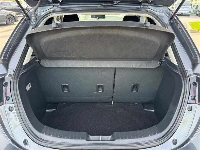 Used 2020 Toyota Yaris LE image 13