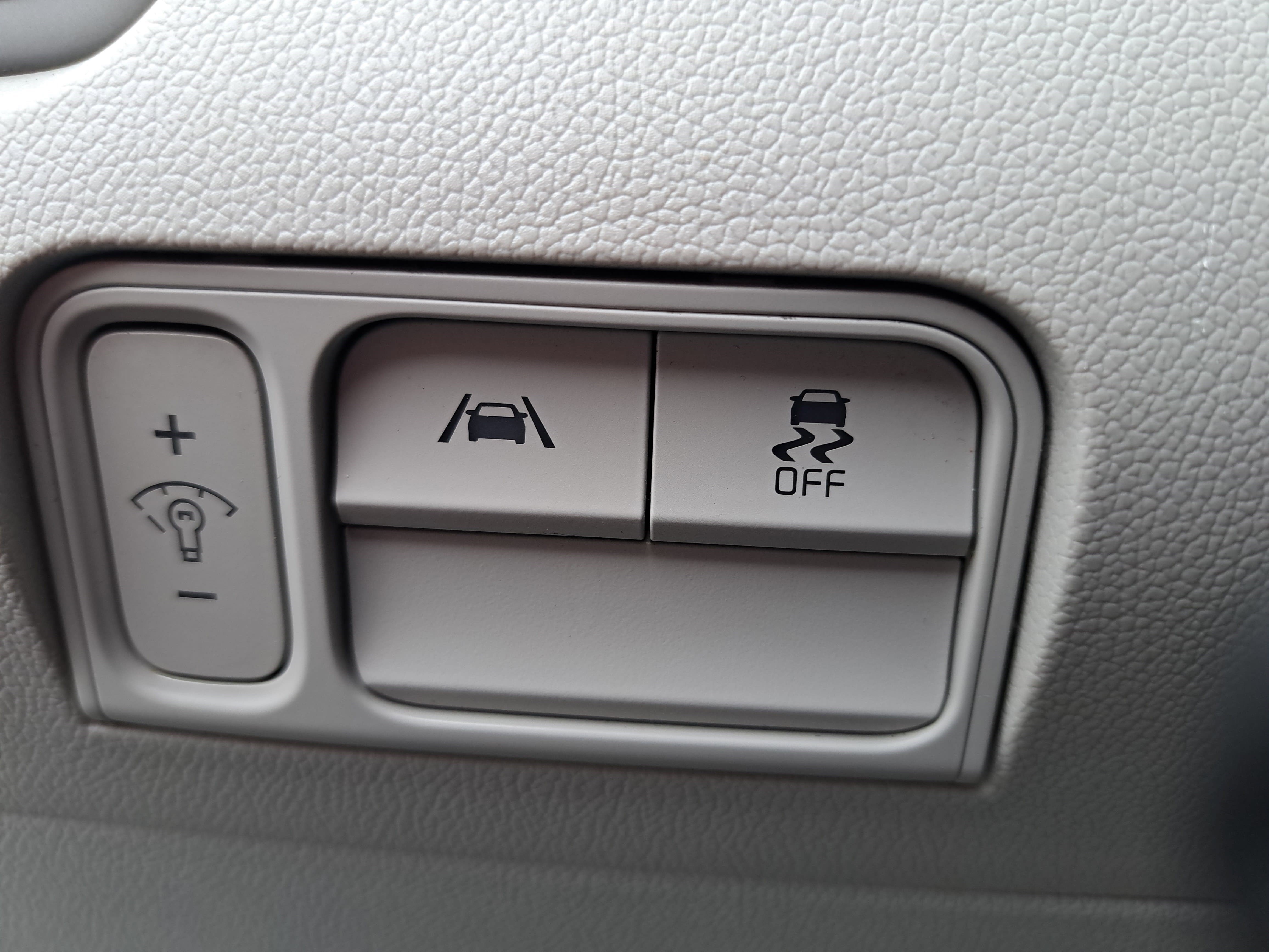 Used 2022 Kia Sorento S w/ Panoramic Sunroof Package FWD image 26