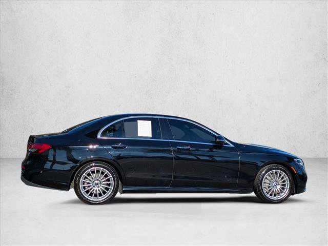 Used 2022 Mercedes-Benz E 350 Sedan image 4
