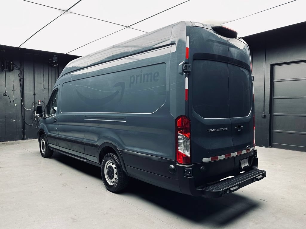 Used 2020 Ford Transit 250 148 High Roof Extended RWD image 4