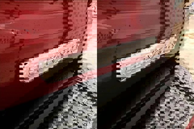 New 2026 GMC Canyon Elevation w/ Convenience Package image 7